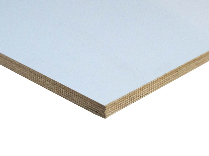 Фанера березовая ламинированная ФОФ 18мм сорт I/III WHT 385/385 2500х1250мм (Белый цвет)